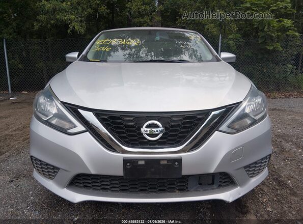 3N1AB7AP9JY225871 2018 NISSAN SENTRA Silver Widok z przodu