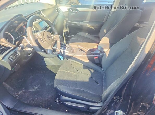 3N1AB7AP9JY239558 2018 NISSAN SENTRA Black Widok wnętrza z przodu