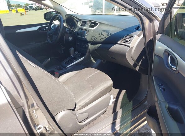 3N1AB7AP9JY252813 2018 NISSAN SENTRA Gray Սալոնի դիմացի տեսք