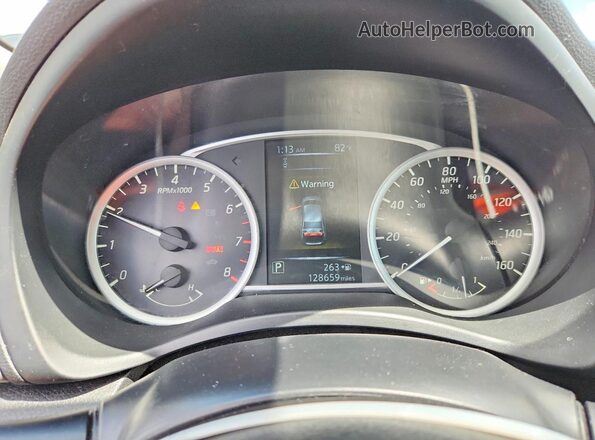 3N1AB7AP9JY311181 2018 NISSAN SENTRA Gray Սարքավորումների վահանակի տեսք