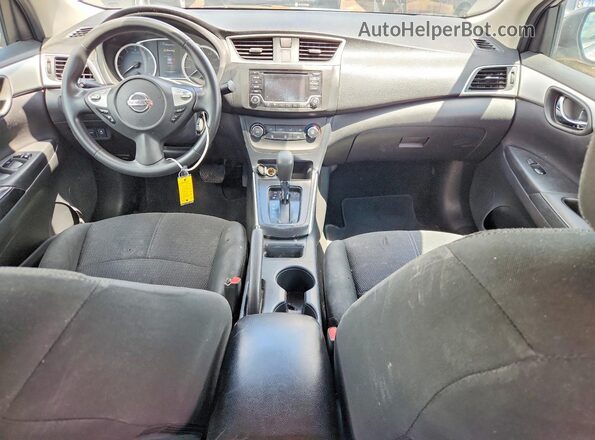 3N1AB7AP9JY311181 2018 NISSAN SENTRA Gray Առջևի վահանակի տեսք