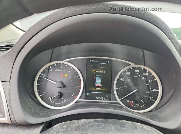 3N1AB7AP9JY315652 2018 NISSAN SENTRA Silver Вид щитка приладів