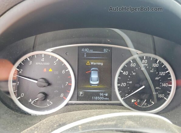 3N1AB7AP9JY333519 2018 NISSAN SENTRA White Instrument cluster view