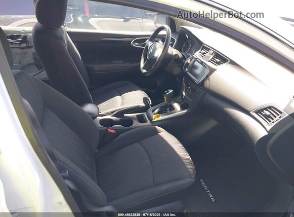 3N1AB7AP9KY206108 2019 NISSAN SENTRA Белый Вид салона спереди