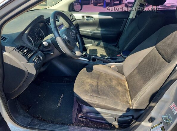 3N1AB7AP9KY243885 2019 NISSAN SENTRA Silver Սալոնի դիմացի տեսք