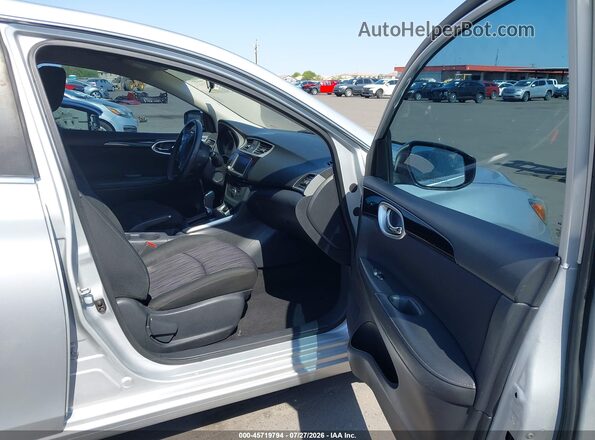 3N1AB7AP9KY336194 2019 NISSAN SENTRA Silver Вид салону спереду