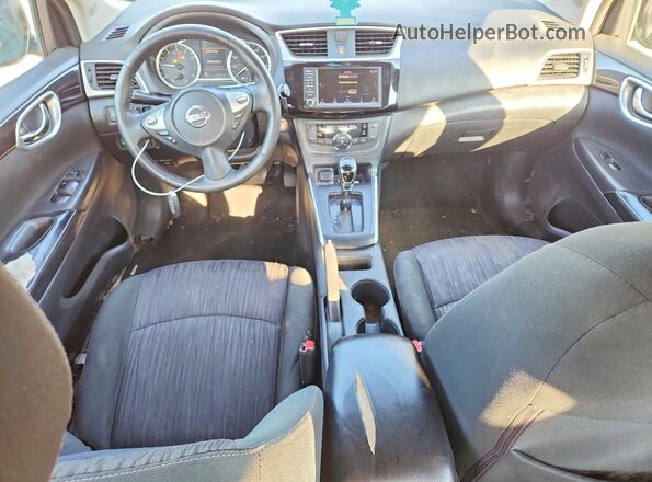 3N1AB7AP9KY340505 2019 NISSAN SENTRA Белый Вид панели приборов
