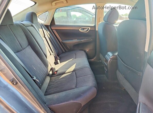 3N1AB7APXHY358360 2017 NISSAN SENTRA Gray Вид задніх сидінь