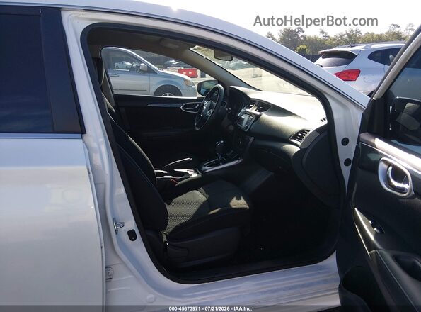 3N1AB7APXJY217665 2018 NISSAN SENTRA White Սալոնի դիմացի տեսք