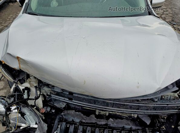 3N1AB7APXJY252237 2018 NISSAN SENTRA Серебряный Вид задней части салона