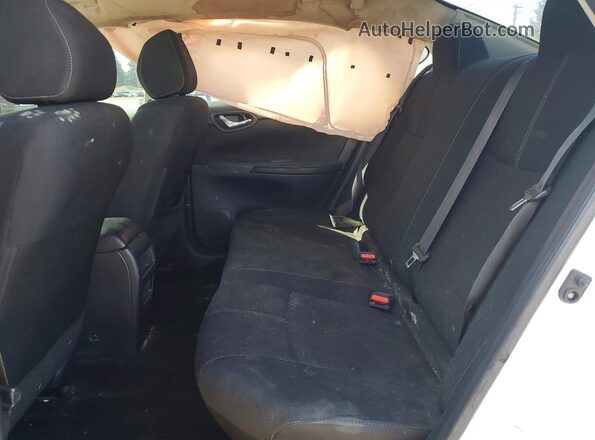 3N1AB7APXJY315076 2018 NISSAN SENTRA White Вид задніх сидінь
