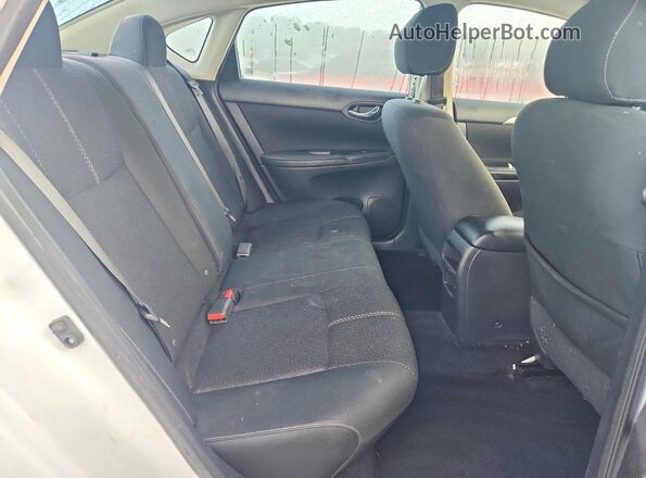 3N1AB7APXJY337255 2018 NISSAN SENTRA White Rear seats view