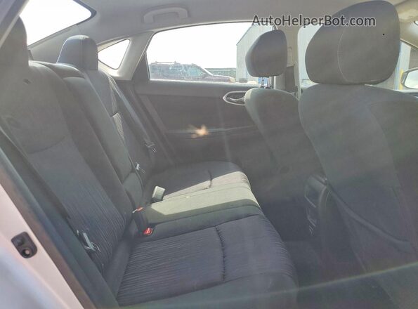3N1AB7APXKY342585 2019 NISSAN SENTRA Silver უკანა სავარძლების ხედი