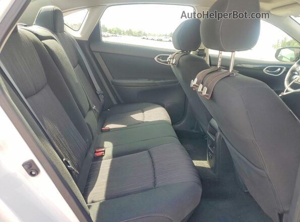 3N1AB7APXKY429127 2019 NISSAN SENTRA White Rear seats view