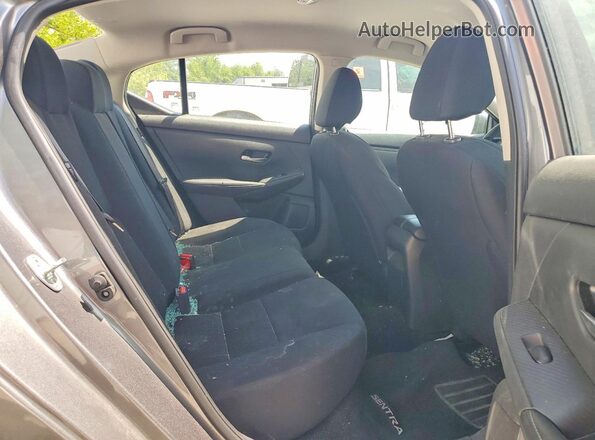 3N1AB8BV0PY280642 2023 NISSAN SENTRA Gray Vista de los asientos traseros