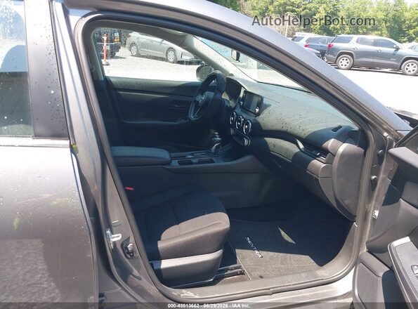 3N1AB8BV0RY221478 2024 NISSAN SENTRA Gray Vista interior delantera
