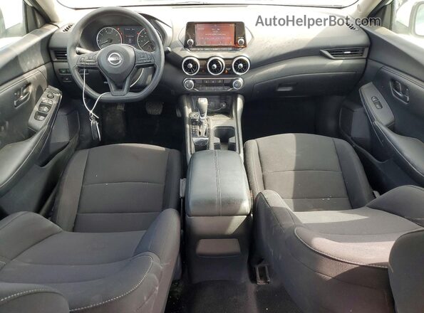 3N1AB8BV0RY313819 2024 NISSAN SENTRA Белый Вид панели приборов