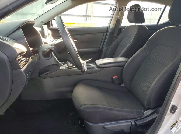3N1AB8BV3MY257416 2021 NISSAN SENTRA Silver Front interior view