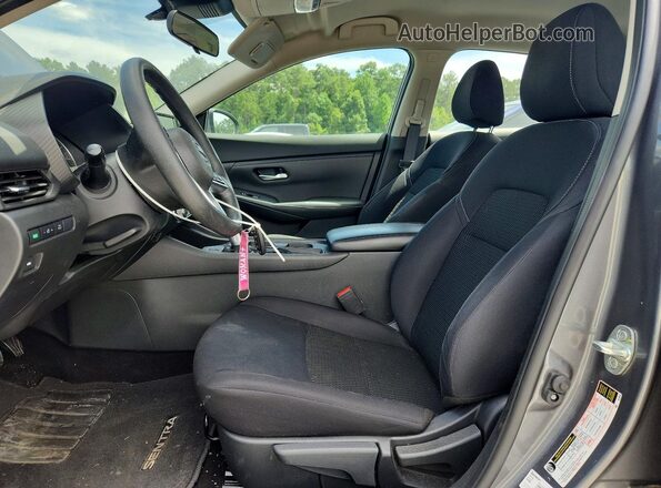 3N1AB8BV7MY261808 2021 NISSAN SENTRA Gray Вид салону спереду