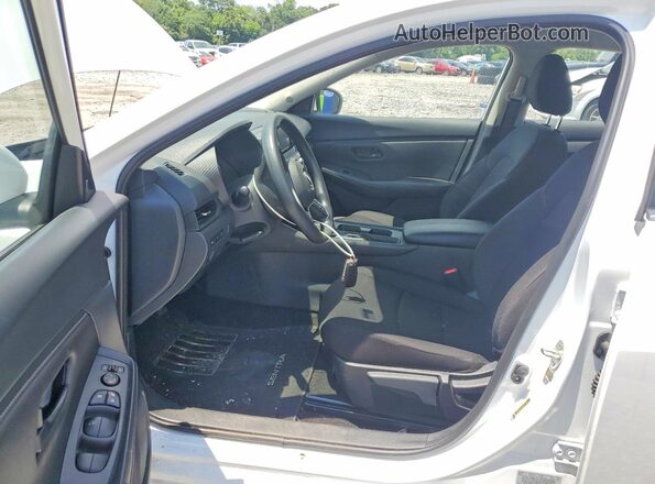 3N1AB8BV7SY416242 2025 NISSAN SENTRA White Սալոնի դիմացի տեսք