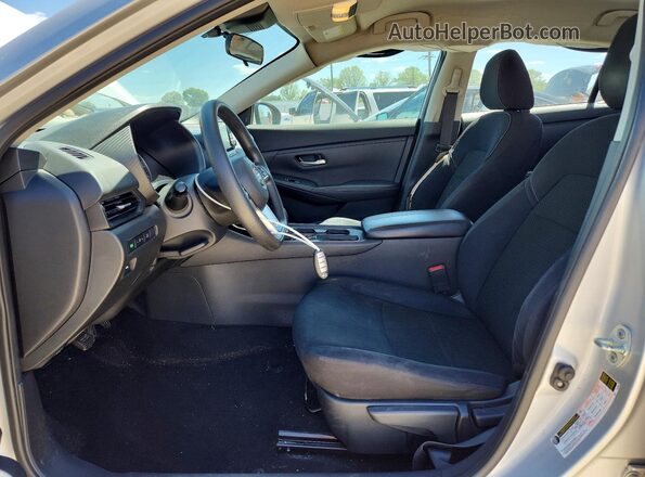3N1AB8BVXMY248163 2021 NISSAN SENTRA Silver Սալոնի դիմացի տեսք