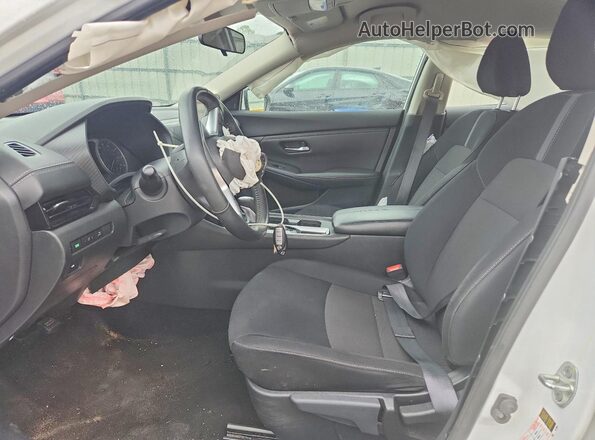 3N1AB8CV0PY240186 2023 NISSAN SENTRA White Вид салону спереду