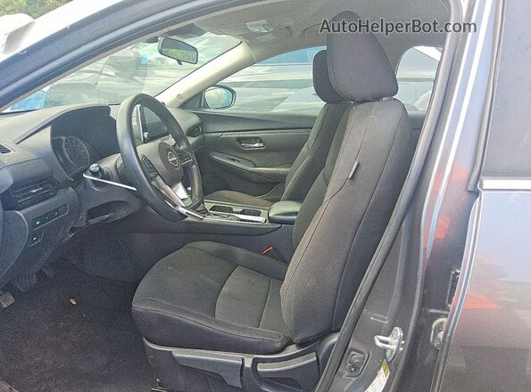 3N1AB8CV0RY201083 2024 NISSAN SENTRA Gray Вид салону спереду
