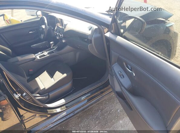 3N1AB8CV0RY228204 2024 NISSAN SENTRA Черный Вид салона спереди