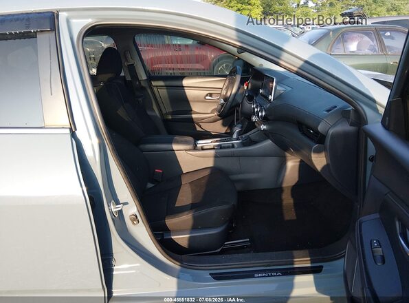 3N1AB8CV0RY238893 2024 NISSAN SENTRA Gray Սալոնի դիմացի տեսք