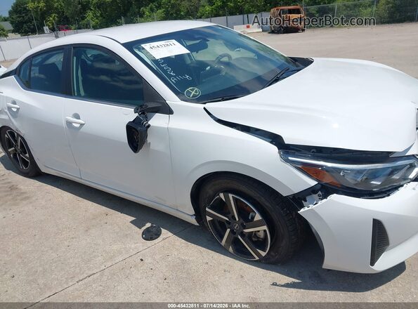 3N1AB8CV0RY273658 2024 NISSAN SENTRA Белый Вид задней части салона