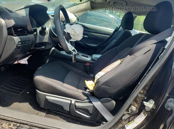 3N1AB8CV0RY316024 2024 NISSAN SENTRA Black Widok wnętrza z przodu