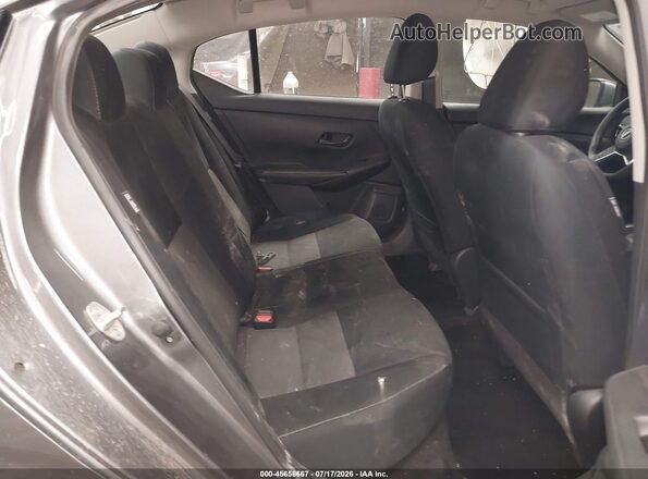 3N1AB8CV0RY332028 2024 NISSAN SENTRA Gray VIN կոդի պիտակի տեսք