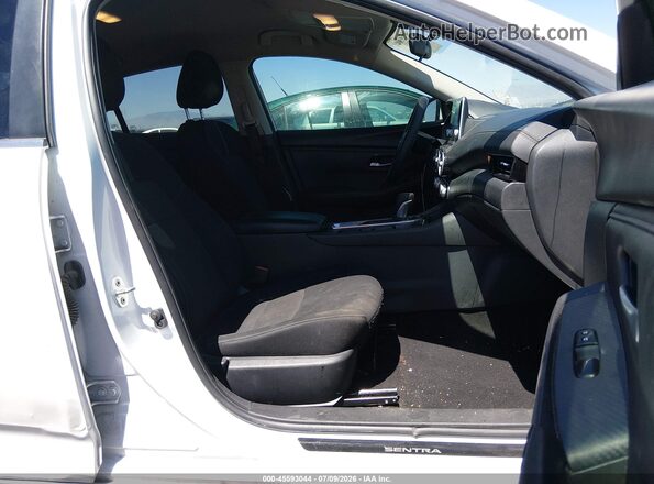 3N1AB8CV0RY376689 2024 NISSAN SENTRA White წინა სალონის ხედი