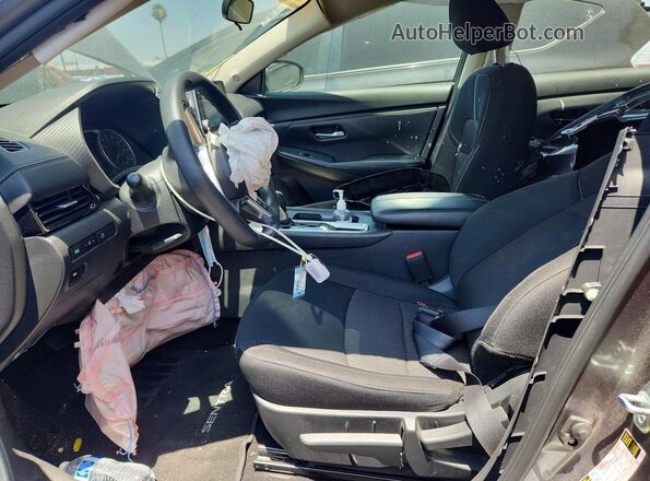 3N1AB8CV0SY244005 2025 NISSAN SENTRA Charcoal Vista interior delantera