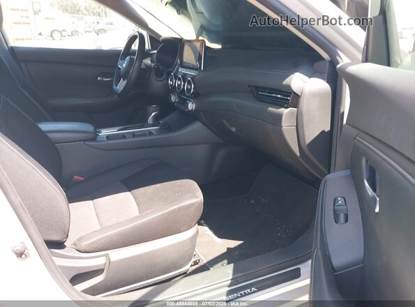 3N1AB8CV1LY229465 2020 NISSAN SENTRA Silver Front interior view