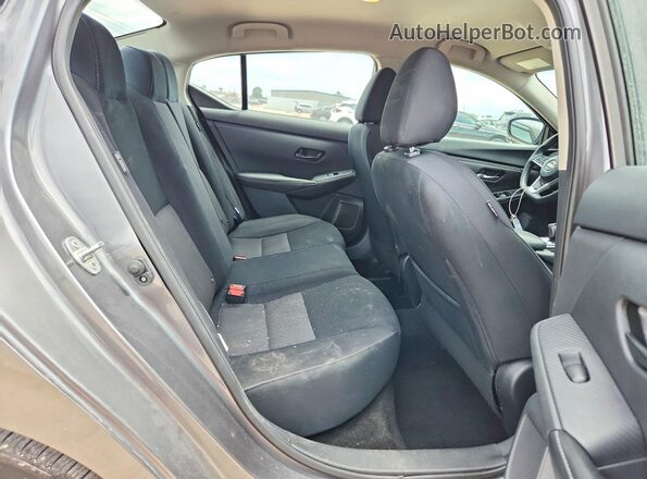 3N1AB8CV1RY305372 2024 NISSAN SENTRA Gray Հետևի նստատեղերի տեսք