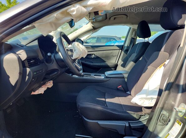 3N1AB8CV1RY354586 2024 NISSAN SENTRA Gray Սալոնի դիմացի տեսք