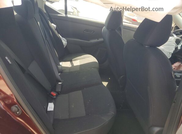 3N1AB8CV1SY302865 2025 NISSAN SENTRA Burgundy Vista de los asientos traseros