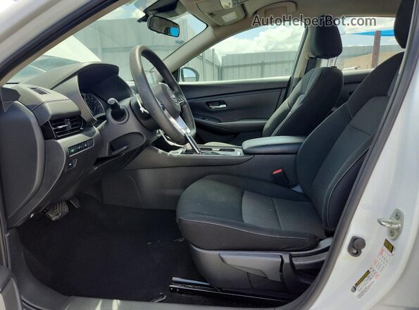 3N1AB8CV1SY363164 2025 NISSAN SENTRA White Widok wnętrza z przodu