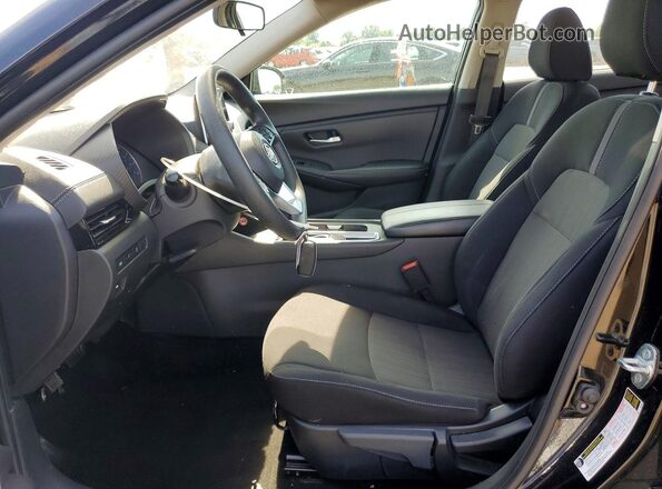 3N1AB8CV2RY204177 2024 NISSAN SENTRA Black Widok wnętrza z przodu