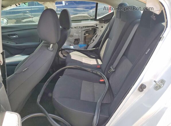 3N1AB8CV2RY229290 2024 NISSAN SENTRA White უკანა სავარძლების ხედი