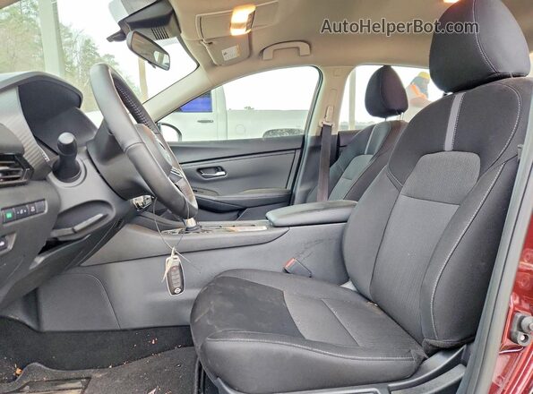 3N1AB8CV2SY354344 2025 NISSAN SENTRA Maroon წინა სალონის ხედი