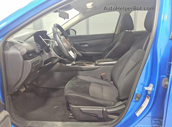 3N1AB8CV3MY205542 2021 NISSAN SENTRA Blue Widok wnętrza z przodu