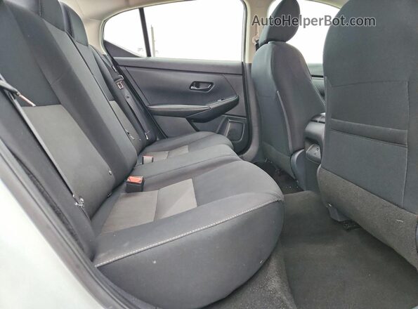 3N1AB8CV3RY338079 2024 NISSAN SENTRA White Widok tylnych siedzeń