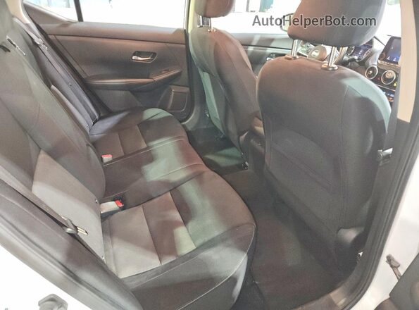 3N1AB8CV4MY201256 2021 NISSAN SENTRA White Widok tylnych siedzeń