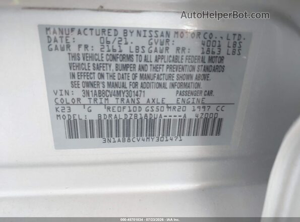 3N1AB8CV4MY301471 2021 NISSAN SENTRA Silver Vista del compartimento del motor