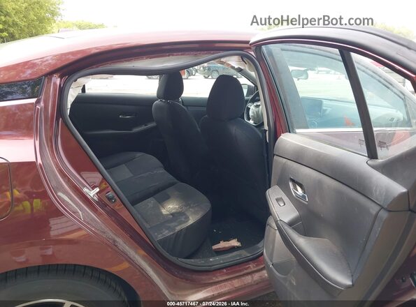3N1AB8CV4PY250266 2023 NISSAN SENTRA Red VIN կոդի պիտակի տեսք