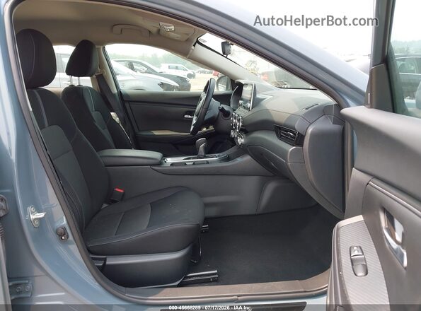 3N1AB8CV4RY226813 2024 NISSAN SENTRA Blue Widok wnętrza z przodu