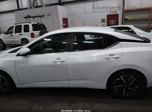 3N1AB8CV4RY252571 2024 NISSAN SENTRA White Widok wnętrza 360 stopni