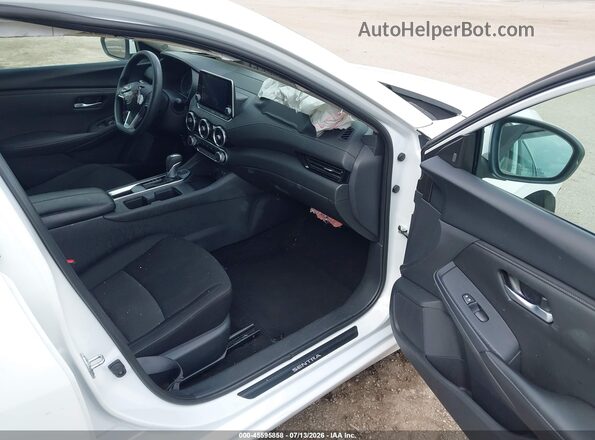 3N1AB8CV4RY293900 2024 NISSAN SENTRA White Вид салону спереду